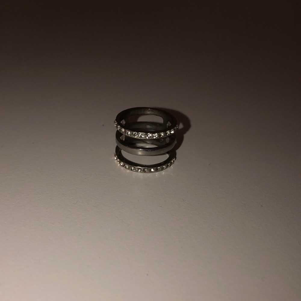 Diamond ring